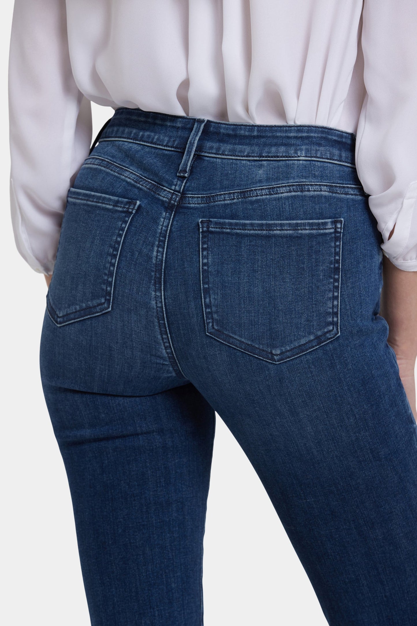 Sheri Slim Jeans - Beyond Bay
